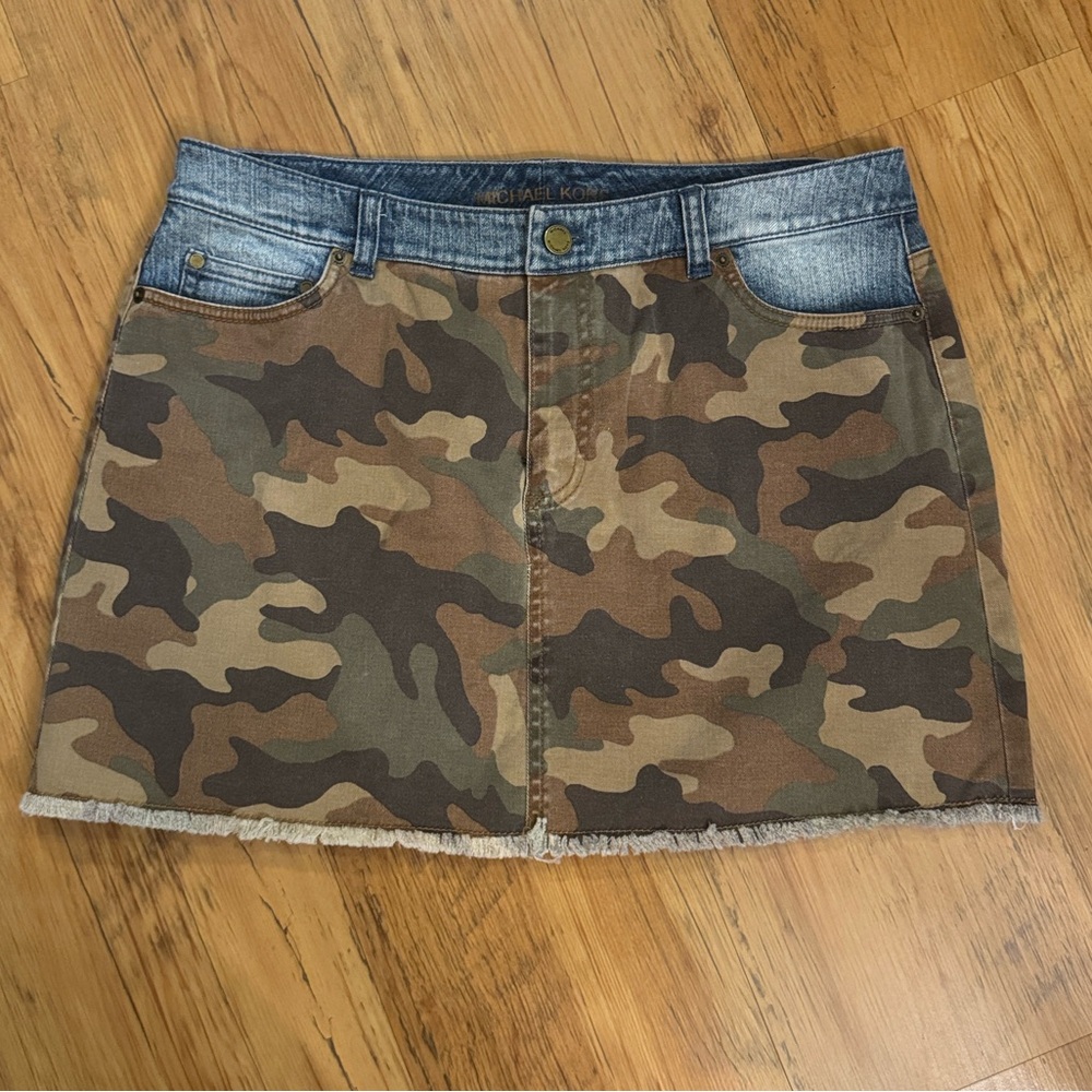 Michael Kors Denim Camo Skirt Sz 8 - Picture 2 of 7